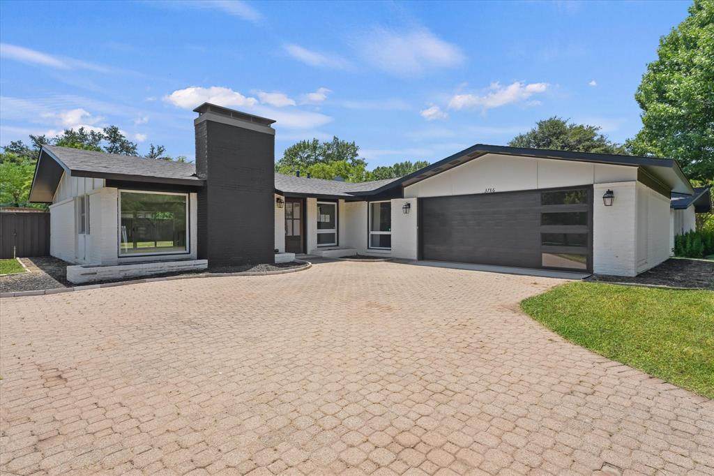 3786 Crown Shore Drive - Photo 1