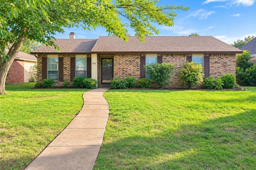 1828 Angelina Drive - Photo 1