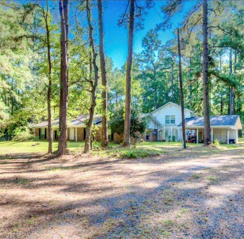 447 Burrow Lane - Photo 1