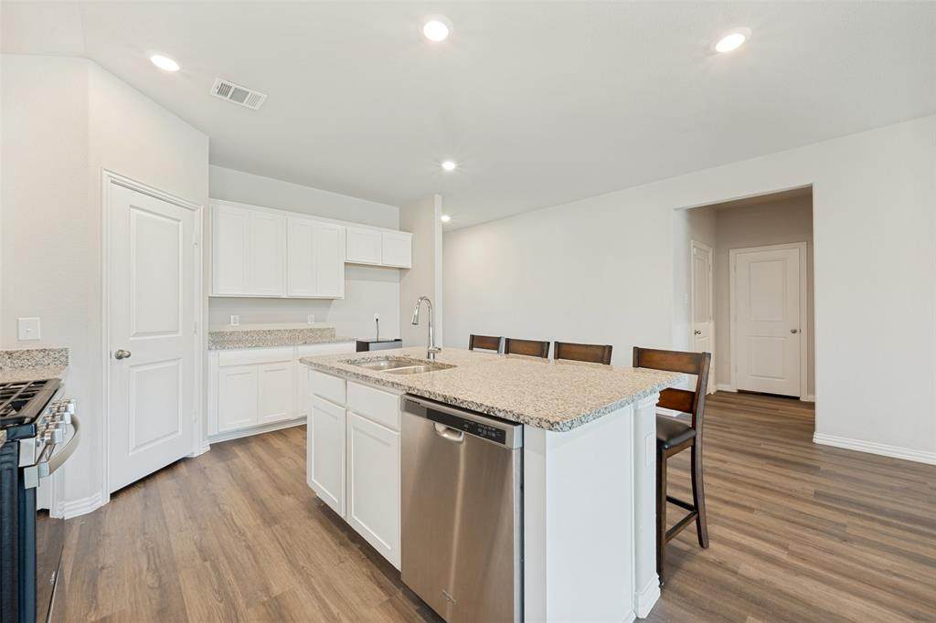 5529 Baker Creek Road - Photo 1