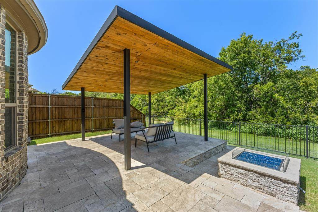 1557 Trowbridge Circle - Photo 1