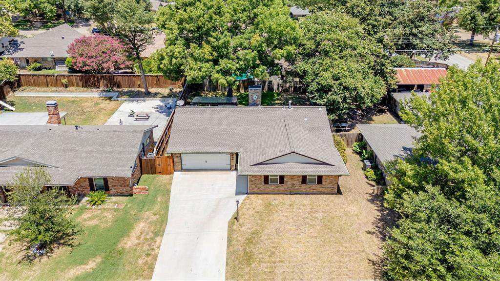 2205 Indian Creek Drive - Photo 1