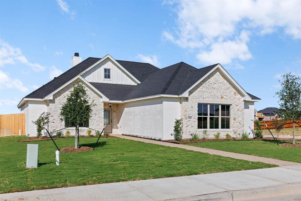 1345 Tahonta Drive - Photo 1