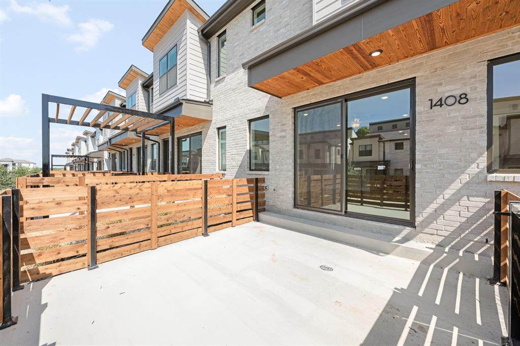 1414 Azalea Drive - Photo 1