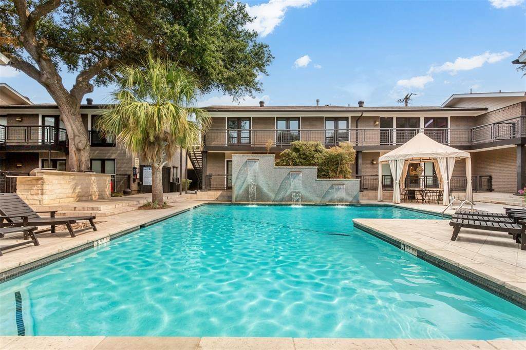 10205 Regal Oaks Drive - Photo 1