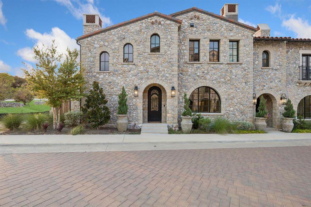 76 Cortes Drive - Photo 1