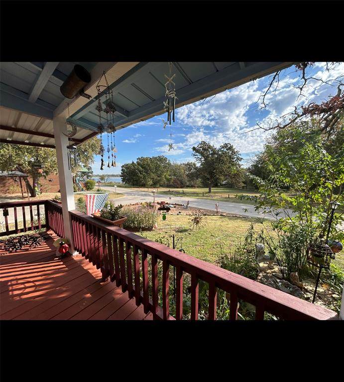 5200 Lake Shore Lane - Photo 1