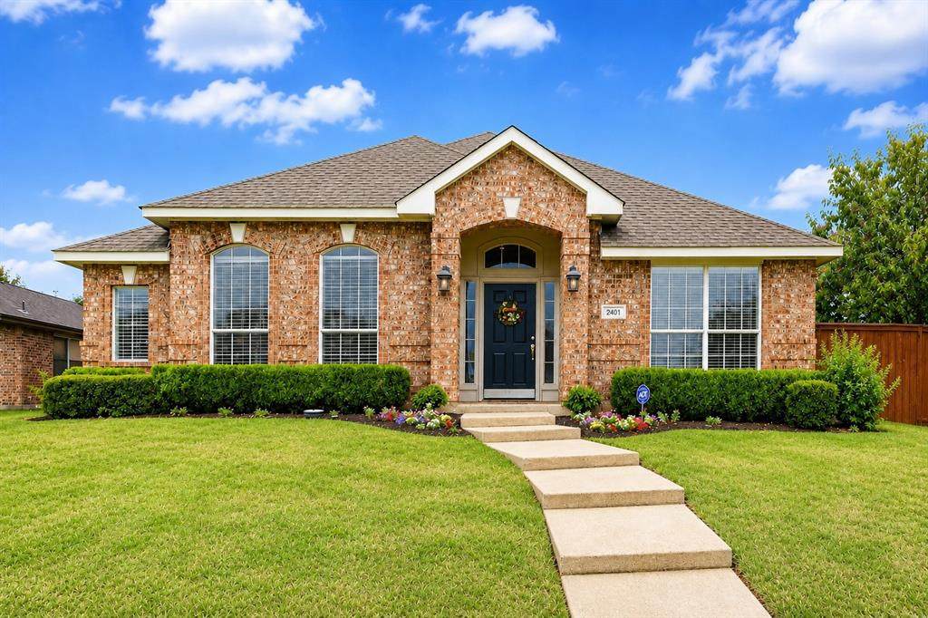 2401 Fieldcrest Drive - Photo 1