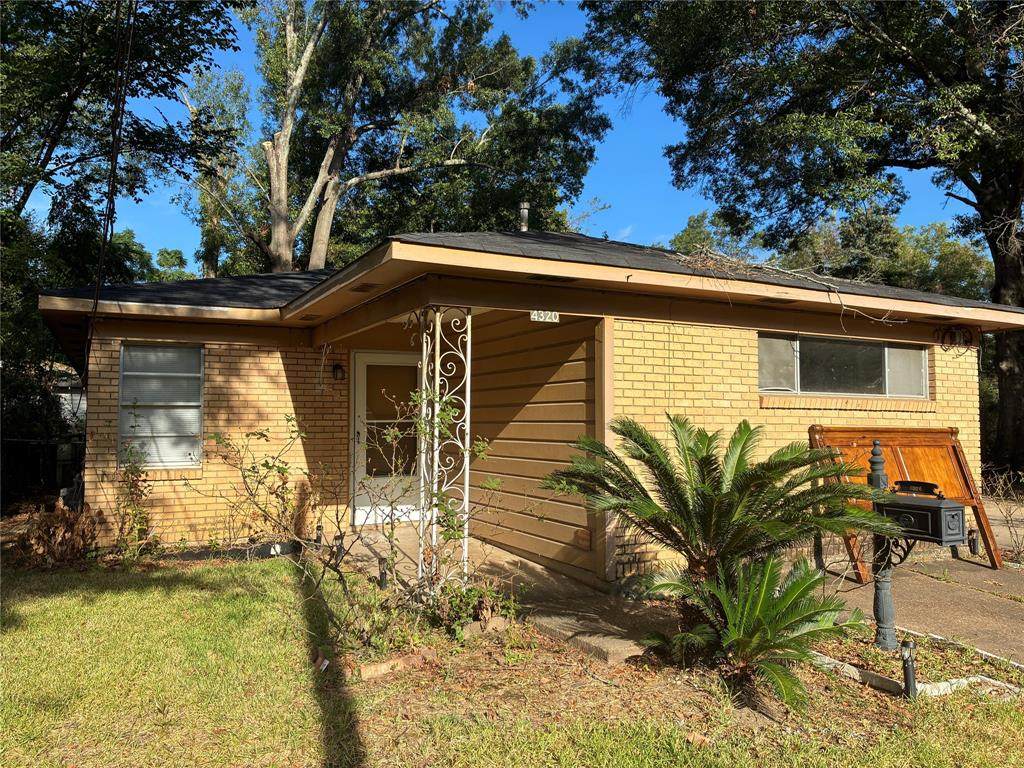 4320 Magazine Street - Photo 1