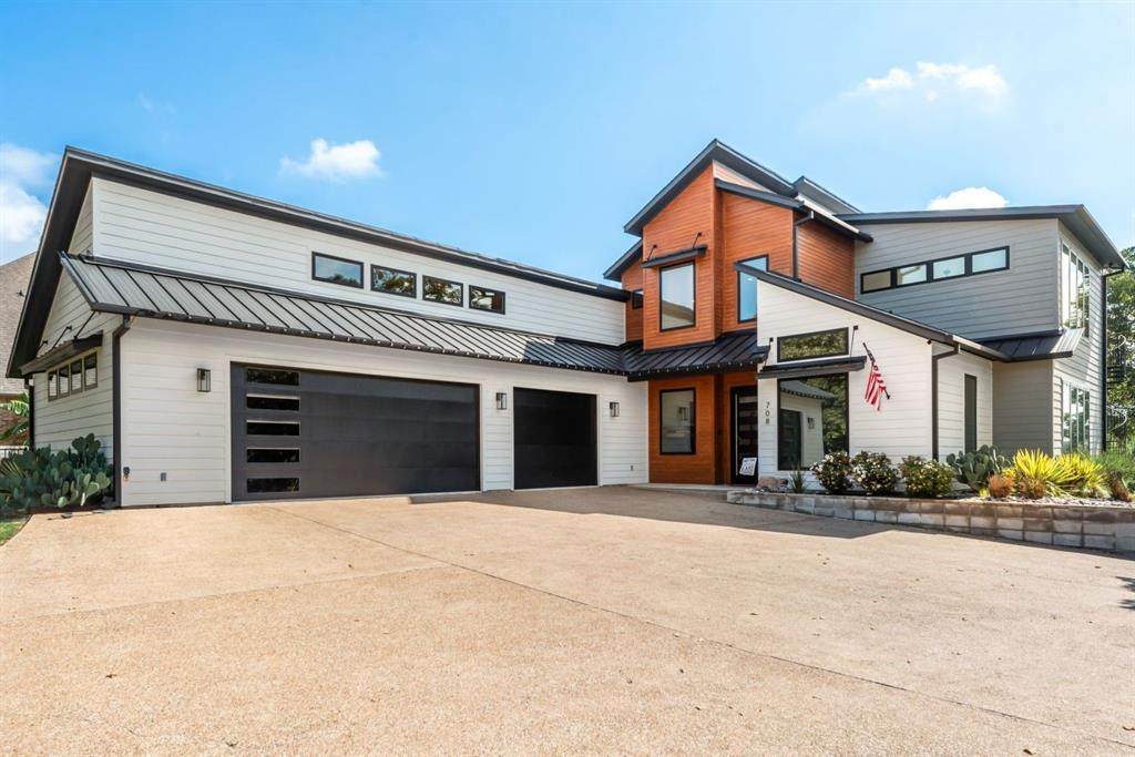708 Clear Water Court - Photo 1