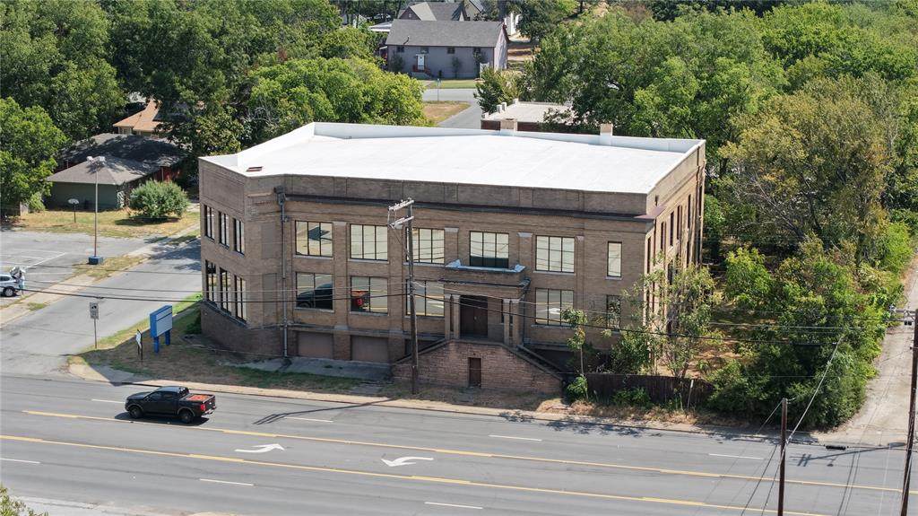 1100 Austin Avenue - Photo 1