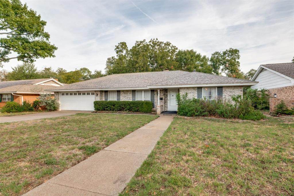 105 Lilly Lane - Photo 1