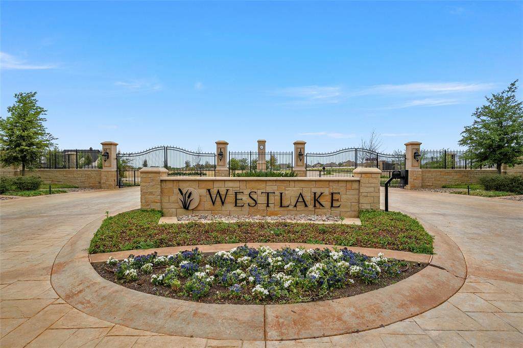 25 Pinehurst Drive - Photo 1