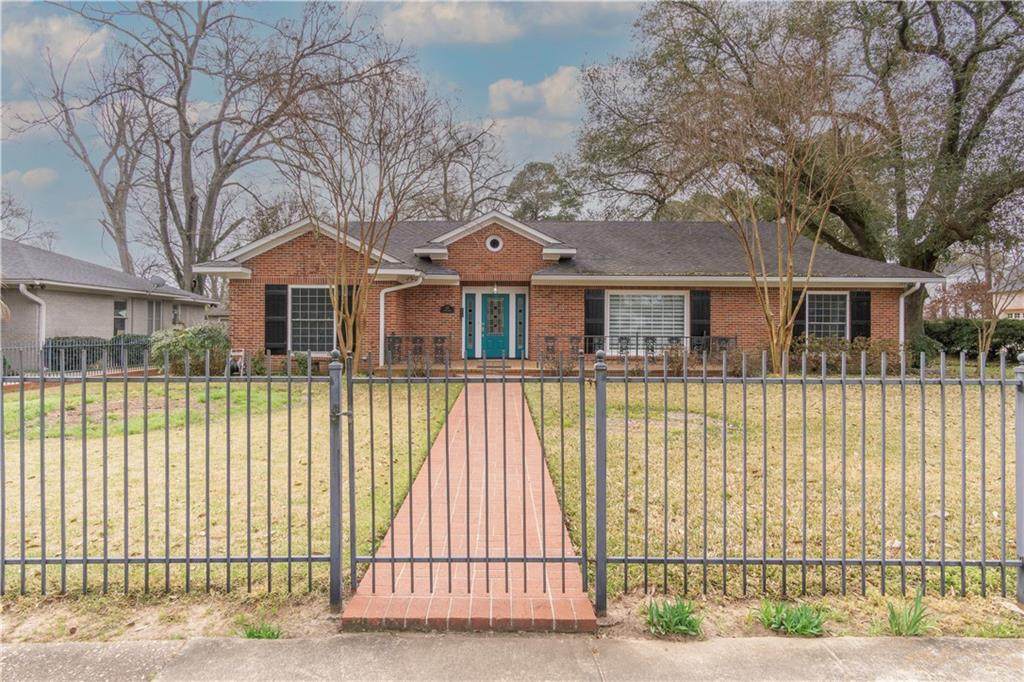 457 Linden Street - Photo 1