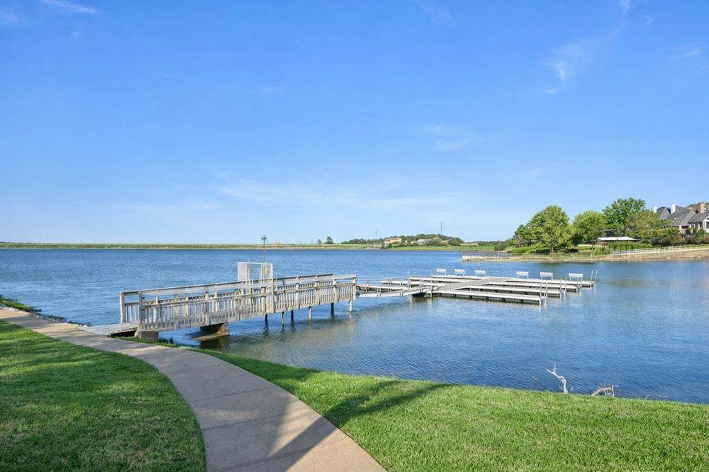 2101 Vista Ridge Court - Photo 1