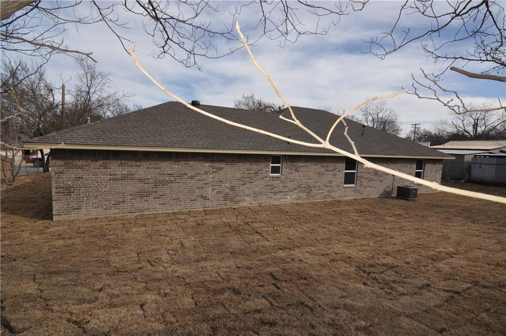 1007 Van Winkle - Photo 1