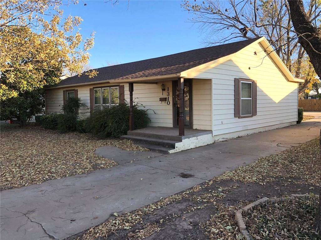 1310 Hudson Road - Photo 1
