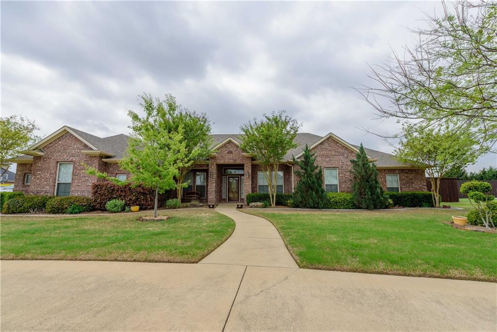 5850 Castle Way - Photo 1