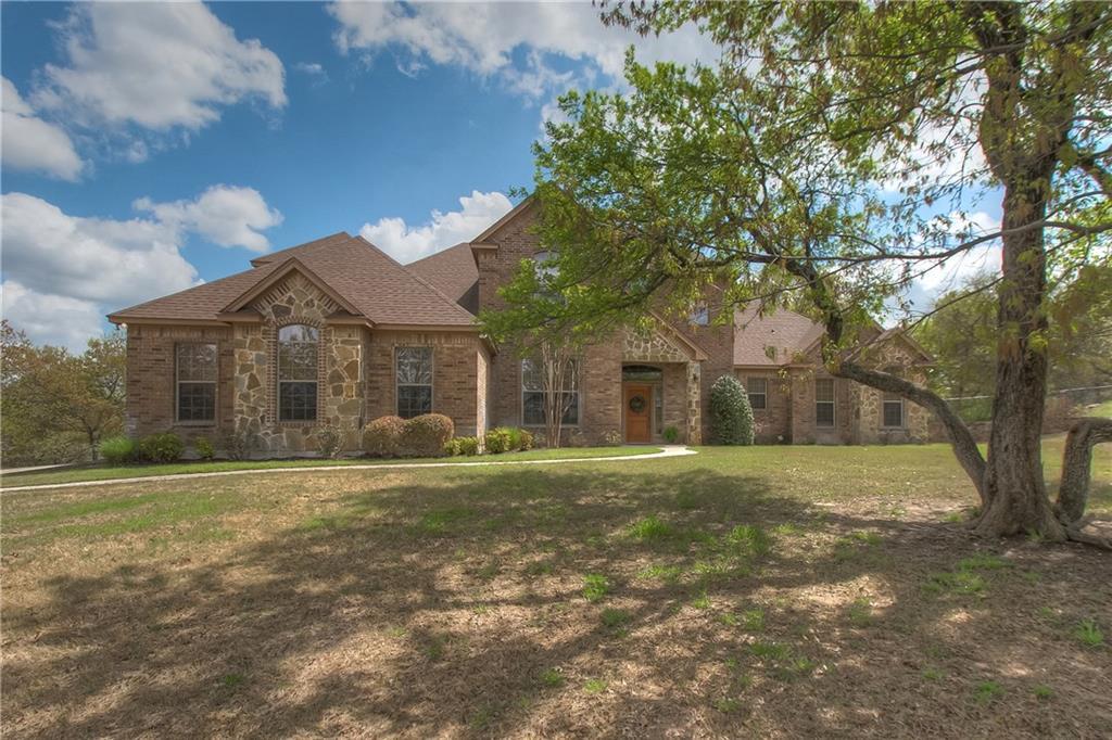 216 Acorn Court - Photo 1