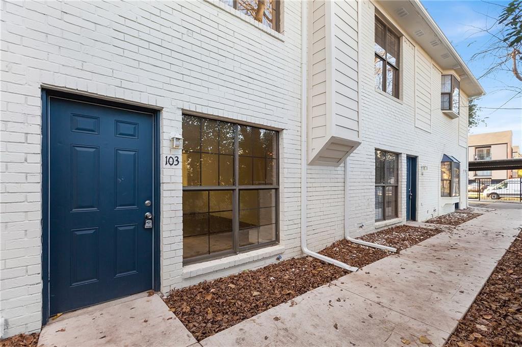 2806 Knight Street - Photo 1