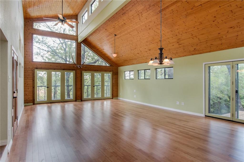 344 Scenic Drive - Photo 1