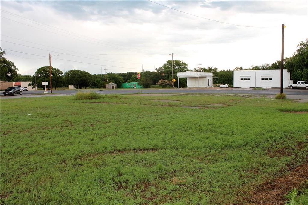 511 8th Street - Photo 1