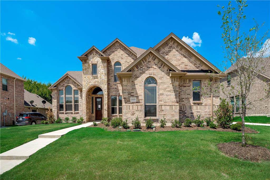 6925 Chisholm Trail - Photo 1