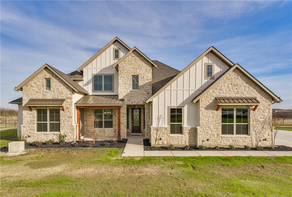 108 Maravilla Drive - Photo 1