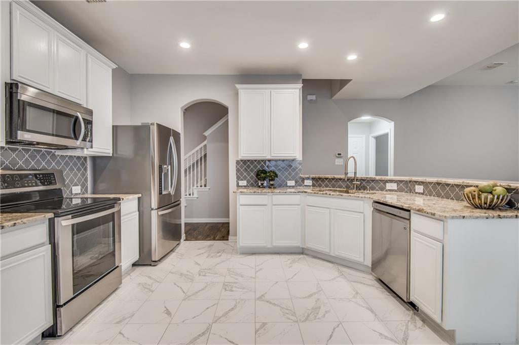 401 Calvary Drive - Photo 1