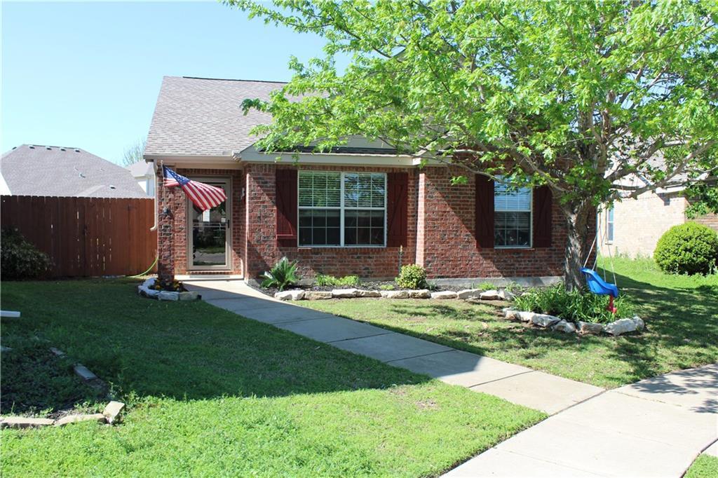 8804 Eastwood Avenue - Photo 1