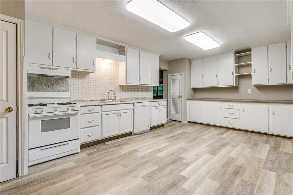 7001 Timber Road - Photo 1