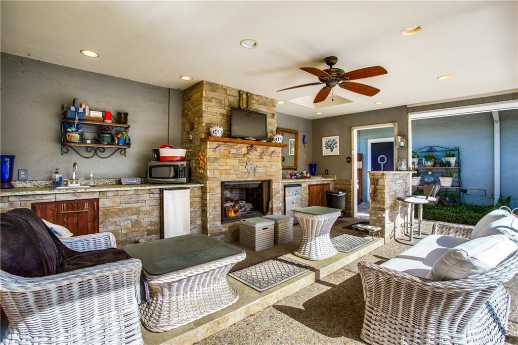 7170 Kendallwood Drive - Photo 1