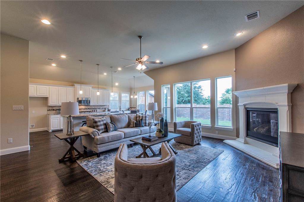 904 Sutherland Drive - Photo 1