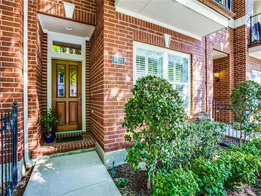 3423 Howell Street - Photo 1