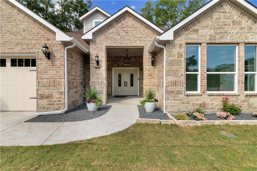 809 Northwood Road - Photo 1