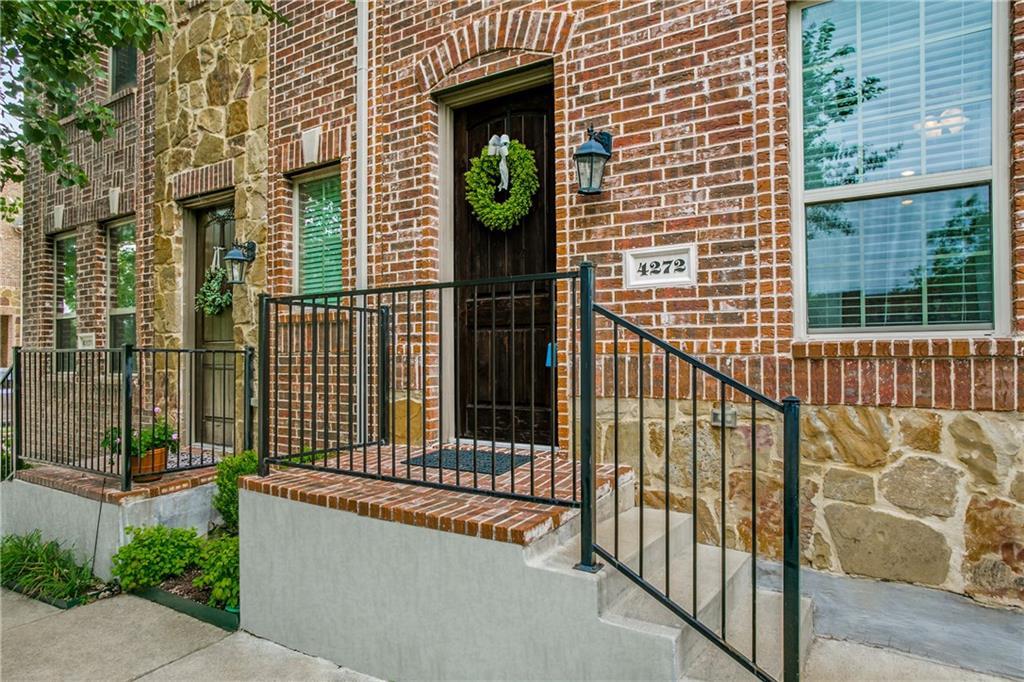 4272 Charles Street - Photo 1