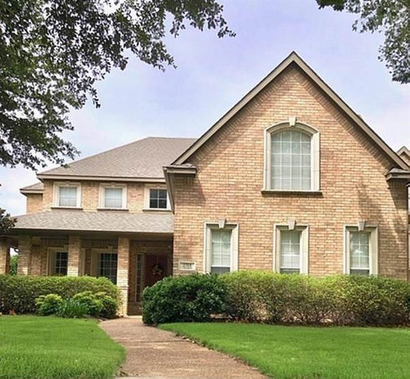 2701 Carterton Way - Photo 1