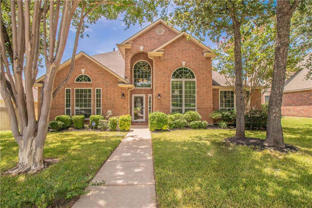 1528 Highland Lakes Drive - Photo 1