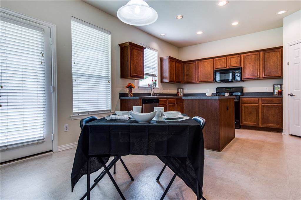 221 Mapleshade Drive - Photo 1
