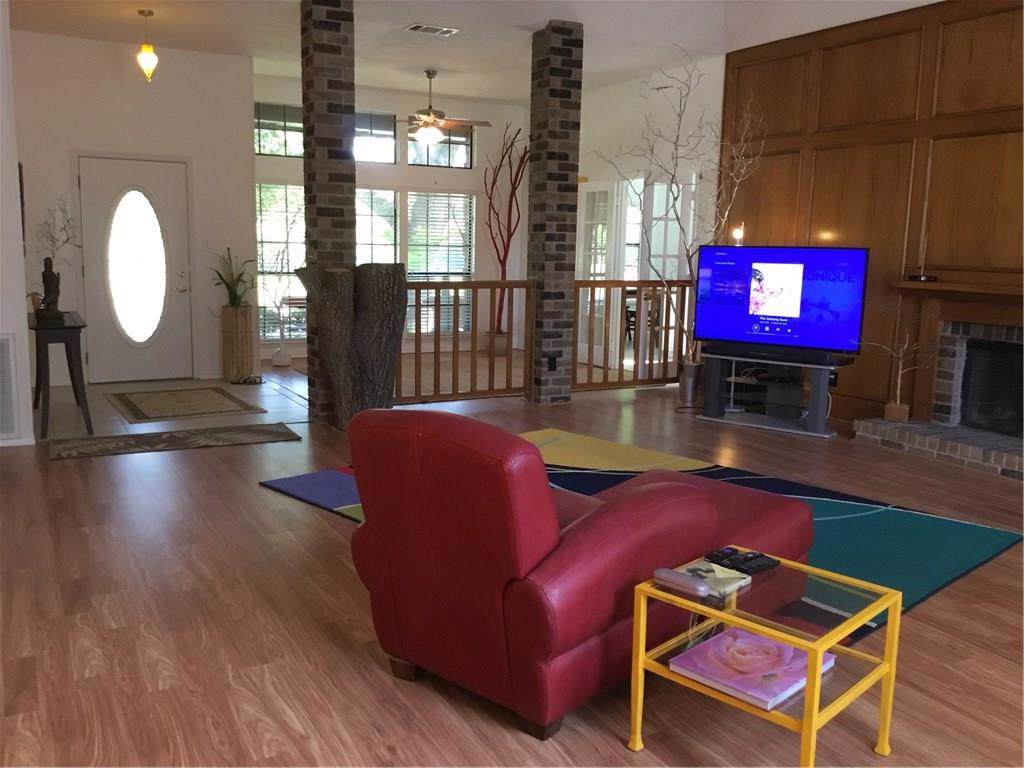 1621 Mullins Drive - Photo 1