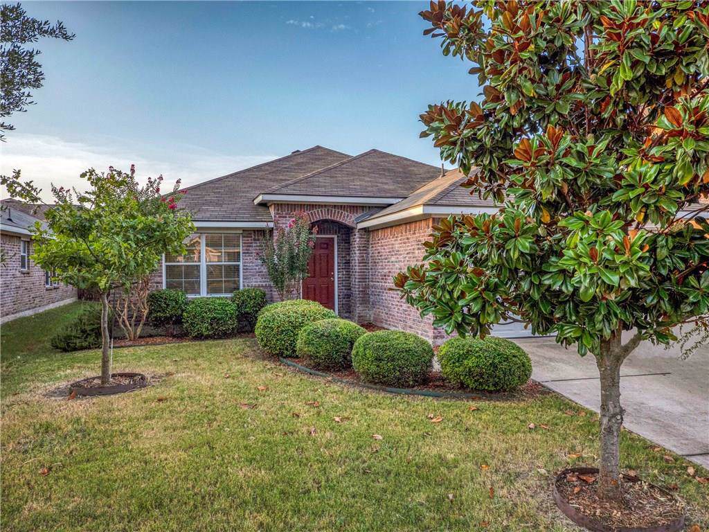 1702 Twin Hills Way - Photo 1