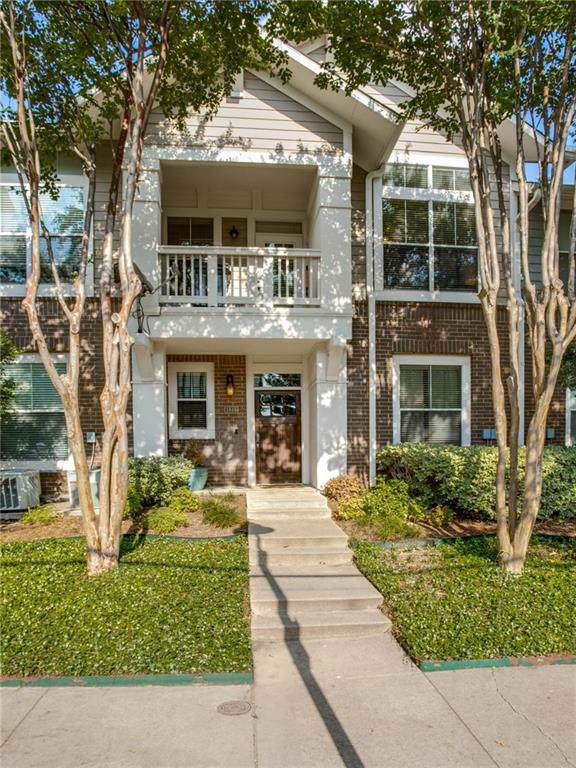 1848 Summit Avenue - Photo 1