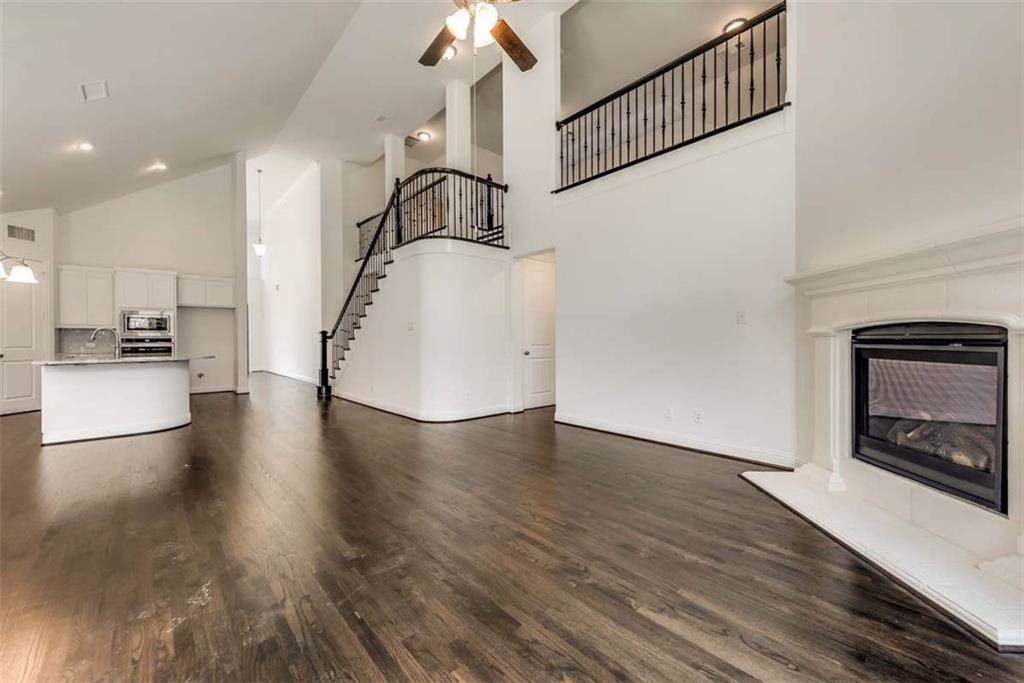 8233 Lindsay Gardens - Photo 1