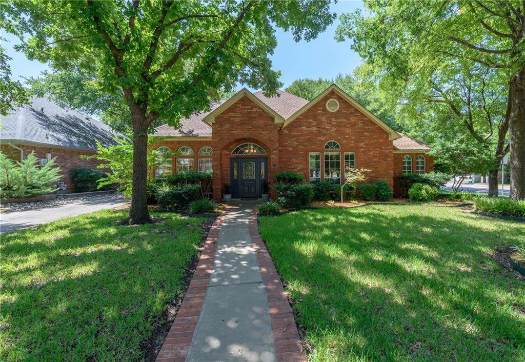1100 Abbots Lane - Photo 1
