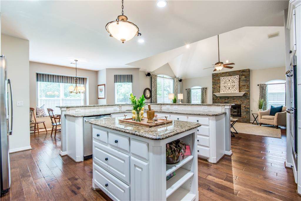 703 Shorecrest Drive - Photo 1
