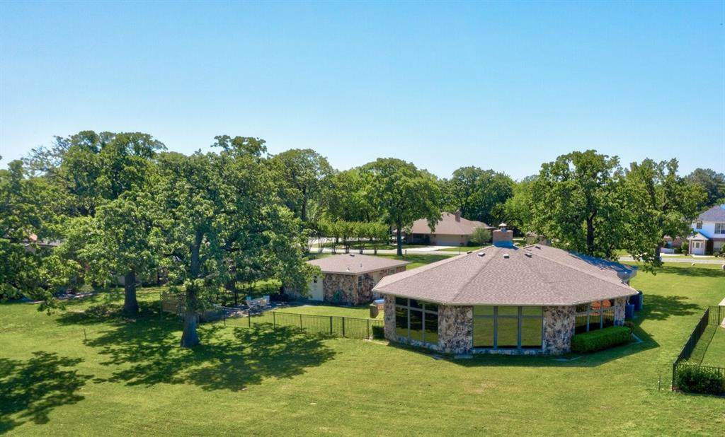 304 Kiowa Drive - Photo 1