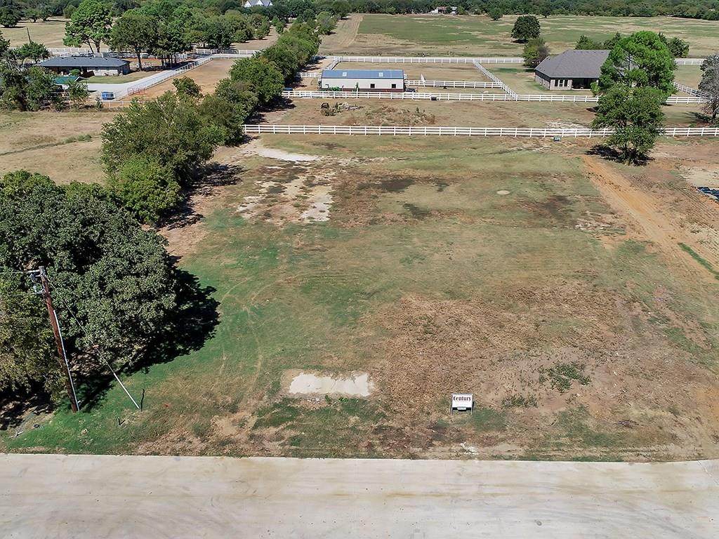 325 Mobile Drive - Photo 1