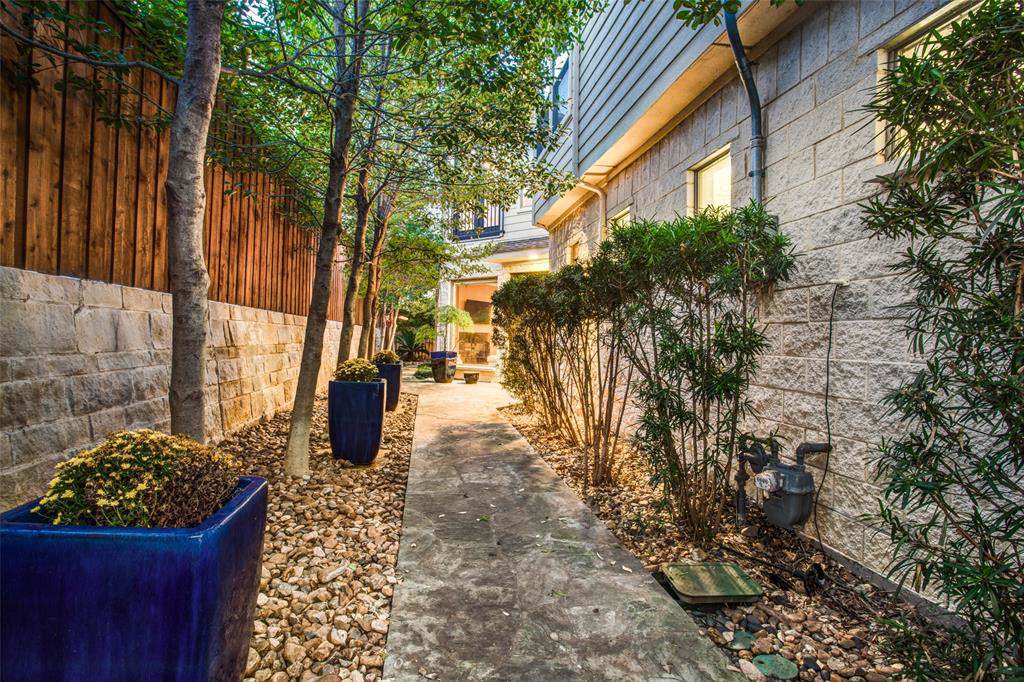 3724 Dorothy Avenue - Photo 1