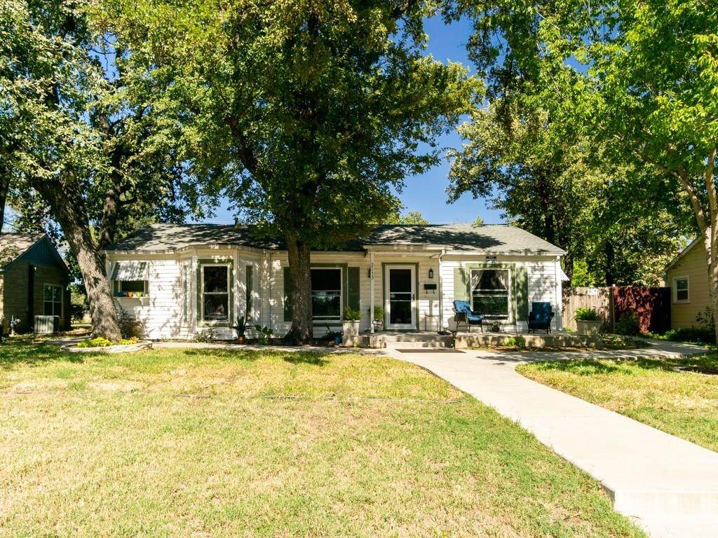 2153 Lotus Avenue - Photo 1