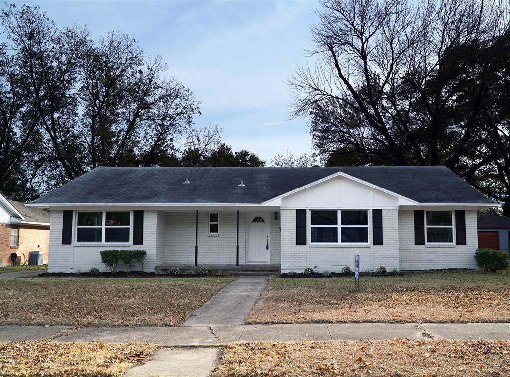 802 Branch Drive - Photo 1